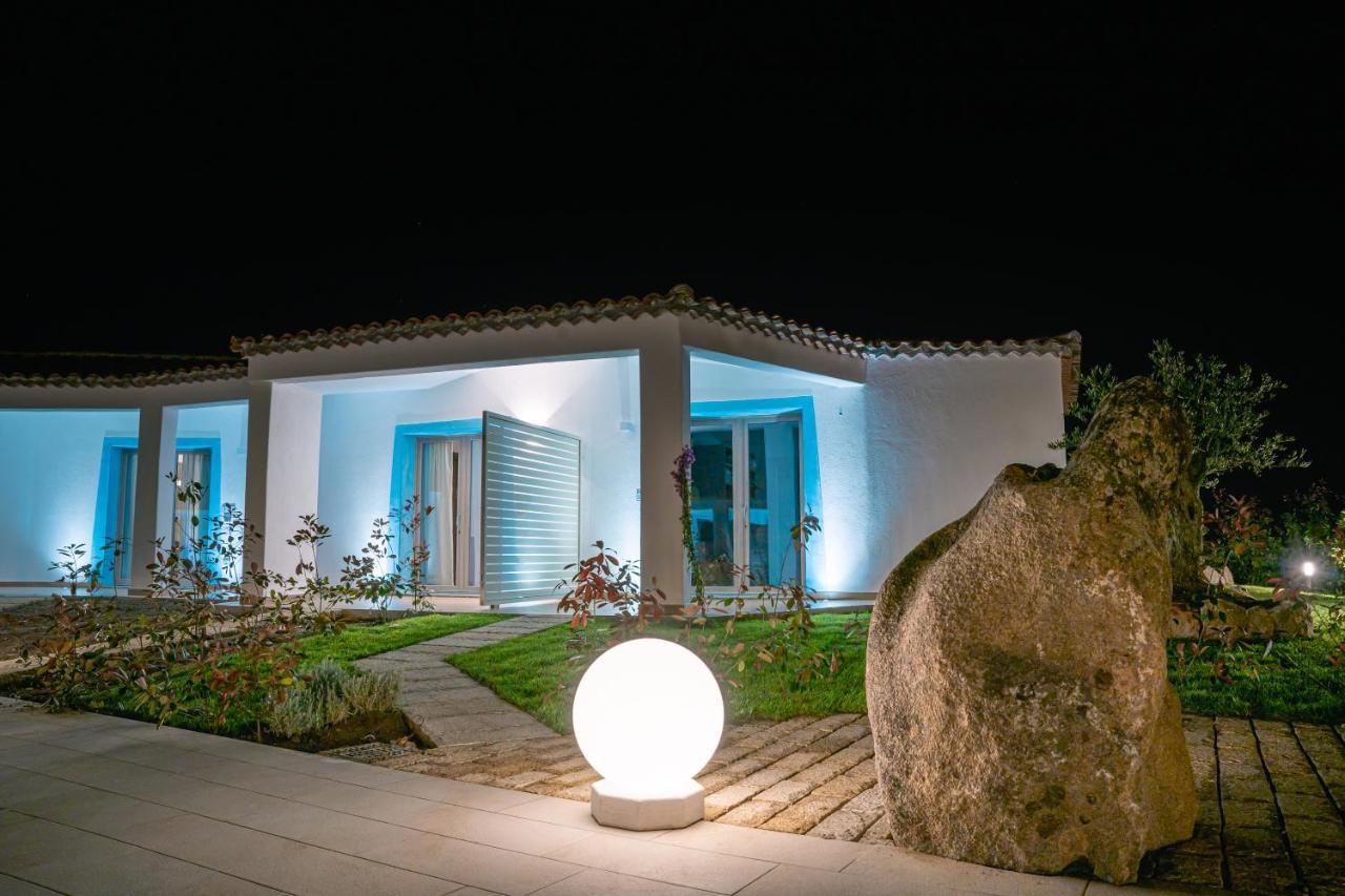 Aqua Sardinia Boutique Hotel Budoni Kültér fotó